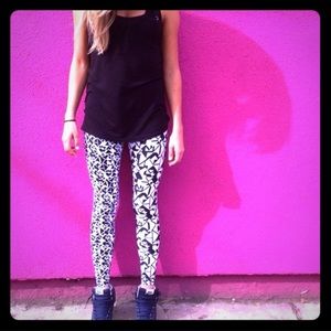 Lorna Jane Monochrome F/L Tight